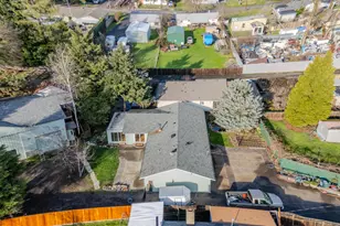 2717 Elliott Ave, Medford, OR 97501 - Photo 39