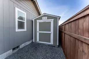 1876 SW Mistybrook Dr, Grants Pass, OR 97527 - Photo 21