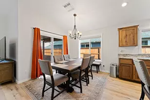 1876 SW Mistybrook Dr, Grants Pass, OR 97527 - Photo 9