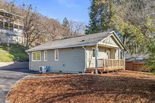 891 N 6th Ave, Gold Hill, OR 97525 - Photo 1