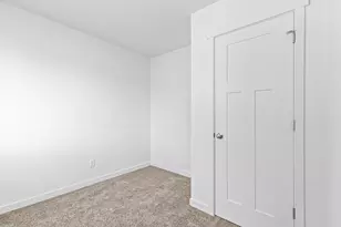 891 N 6th Ave, Gold Hill, OR 97525 - Photo 15