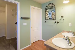 2485 NE 7th Ln, Redmond, OR 97756 - Photo 17