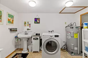 928 N Old Stage Rd, Wolf Creek, OR 97497 - Photo 19