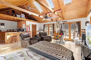 928 N Old Stage Rd, Wolf Creek, OR 97497 - Photo 31