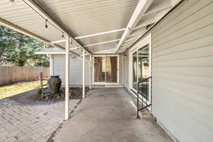 2021 Taylor Rd, Central Point, OR 97502 - Photo 23