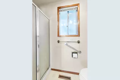 2021 Taylor Road, Central Point, OR 97502 - Photo 15