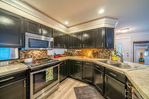 61150 Geary Dr, Bend, OR 97702 - Photo 11