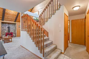 15624 National Forest Ln, Sisters, OR 97759 - Photo 19