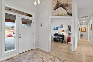 4530 SW Yew Ave, Redmond, OR 97756 - Photo 7