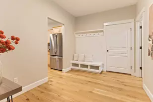 2472 NW Shields Dr, Bend, OR 97703 - Photo 37