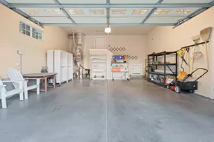 2472 NW Shields Dr, Bend, OR 97703 - Photo 39