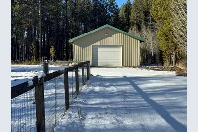 135744 Highway 97, Crescent, OR 97733 - Photo 19