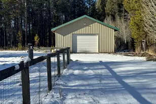 135744 Hwy 97, Crescent, OR 97733 - Photo 19