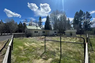 135744 Hwy 97, Crescent, OR 97733 - Photo 13