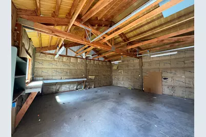 135744 Highway 97, Crescent, OR 97733 - Photo 11