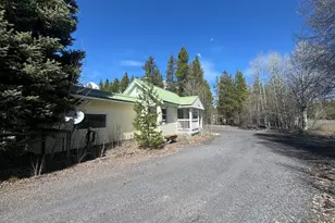 135744 Hwy 97, Crescent, OR 97733 - Photo 11