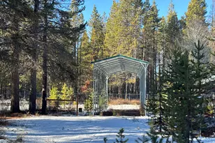 135744 Hwy 97, Crescent, OR 97733 - Photo 21