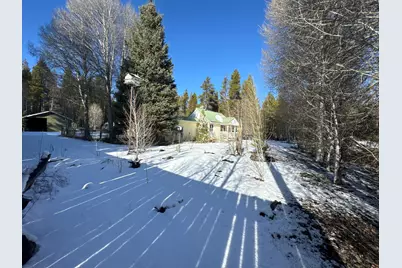 135744 Highway 97, Crescent, OR 97733 - Photo 11