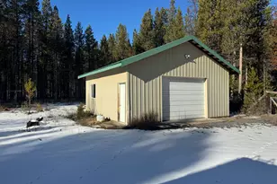 135744 Hwy 97, Crescent, OR 97733 - Photo 17