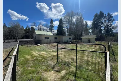 135744 Highway 97, Crescent, OR 97733 - Photo 1