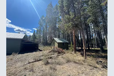135744 Highway 97, Crescent, OR 97733 - Photo 23