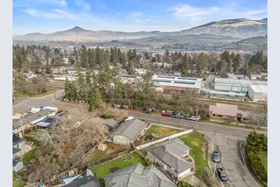 3712 Colver Road, Phoenix, OR 97535 - Photo 37