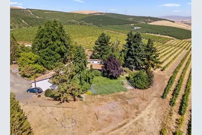 2018 Steele Road, The Dalles, OR 97058 - Photo 3