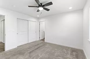 7905 Jacqueline Way, White City, OR 97503 - Photo 15