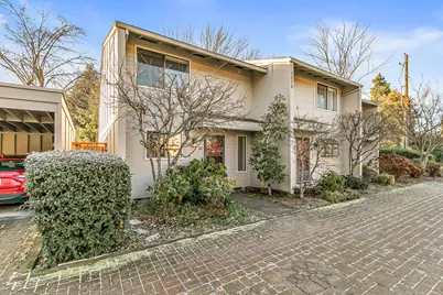 1278 Maple Leaf Ct #2C, Medford, OR 97504 - Photo 3