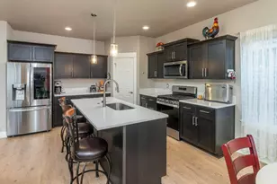 20594 SE Slate Ave, Bend, OR 97702 - Photo 5