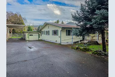 512 Pine Street, Rogue River, OR 97537 - Photo 3