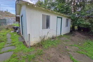 512 Pine St, Rogue River, OR 97537 - Photo 41