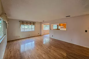 512 Pine St, Rogue River, OR 97537 - Photo 7