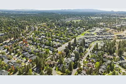 2405 NW Skyline Ranch Road, Bend, OR 97703 - Photo 45