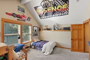 2405 NW Skyline Ranch Rd, Bend, OR 97703 - Photo 31