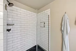 20531 Rolen Ave, Bend, OR 97702 - Photo 15