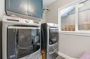 20531 Rolen Ave, Bend, OR 97702 - Photo 11