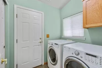 705 Mountain Avenue, Central Point, OR 97502 - Photo 25