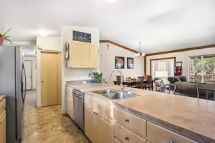 18870 Tuscarora Ln, Bend, OR 97702 - Photo 13