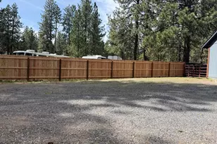 18870 Tuscarora Ln, Bend, OR 97702 - Photo 3