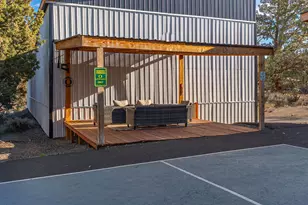 60515 Ward Rd, Bend, OR 97702 - Photo 49