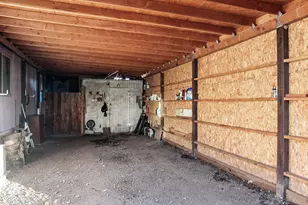 3635 Antelope Rd, White City, OR 97503 - Photo 5