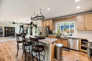 56252 Comet Dr, Bend, OR 97707 - Photo 9