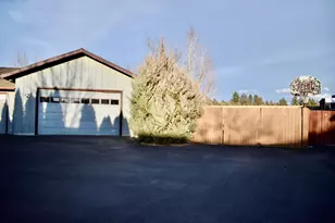 61260 Sunflower Ln, Bend, OR 97702 - Photo 31