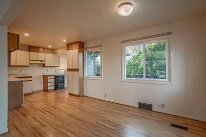 645 Glenwood Drive, Ashland, OR 97520 - Photo 7