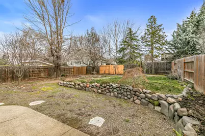 858 Faith Avenue, Ashland, OR 97520 - Photo 11