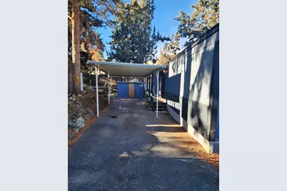 2200 NE Hwy 20 #15, Bend, OR 97701 - Photo 3