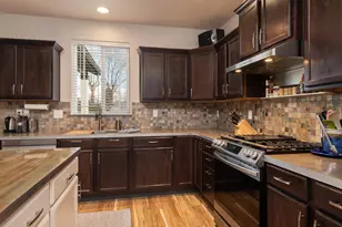 724 NW Green Forest Cir, Redmond, OR 97756 - Photo 11