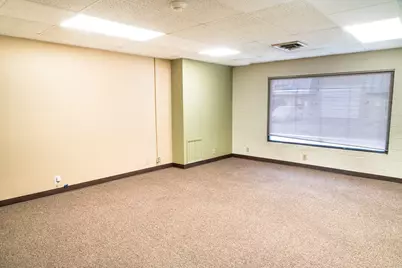 815 N Central Avenue #1, Medford, OR 97501 - Photo 5