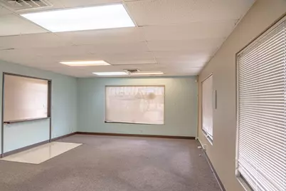 815 N Central Avenue #1, Medford, OR 97501 - Photo 3